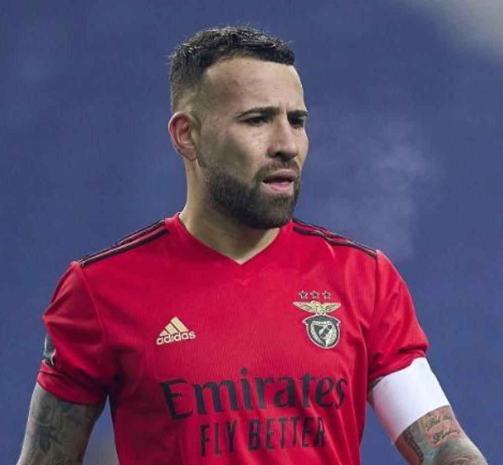 包含今晨本菲卡官宣签约——NBA常规赛节点到来，管理层满意，控场能力受关注的词条