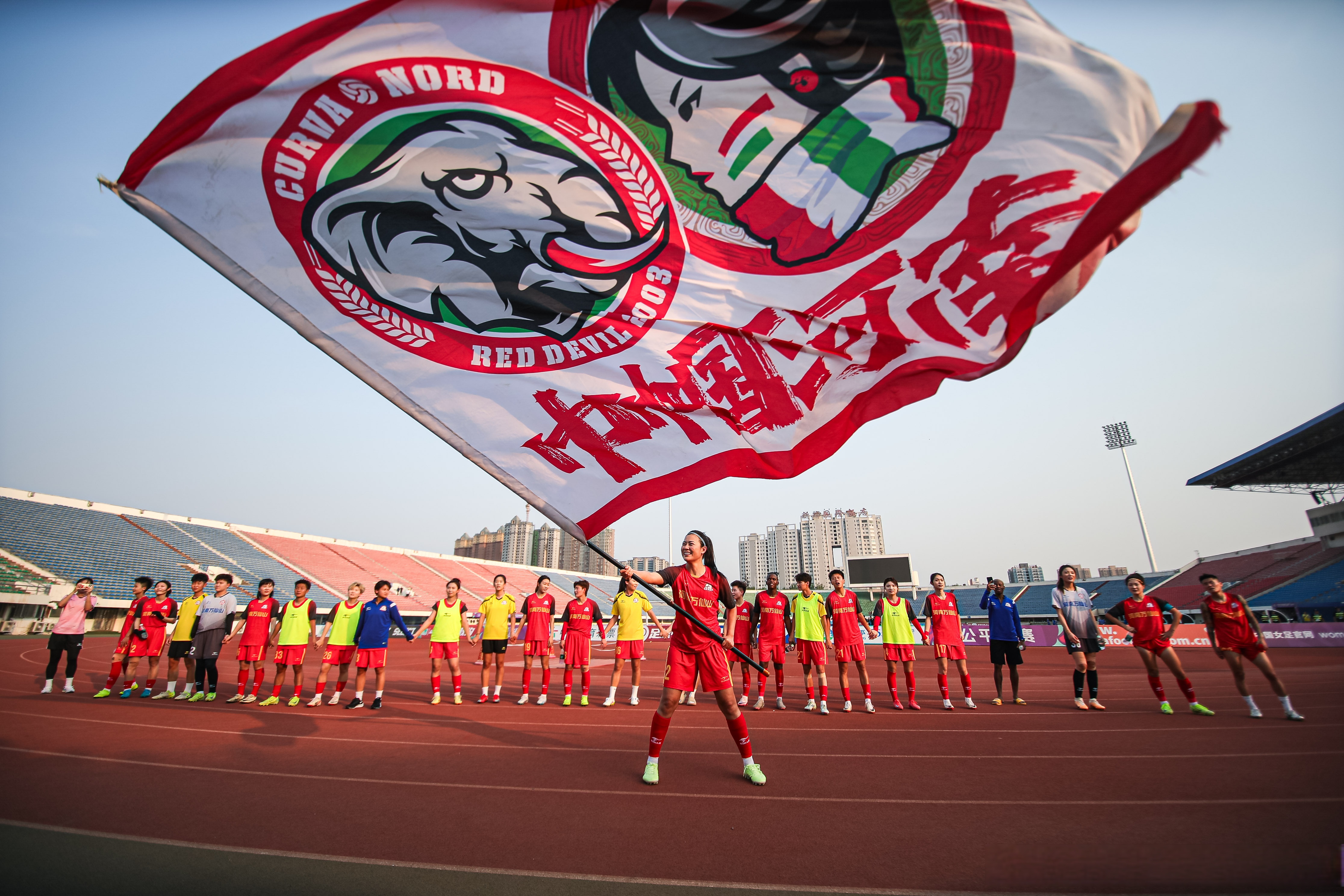 关于本菲卡国际比赛日刷新队史纪录，志在意甲名次提升，管理层满意，控场能力受关注的信息